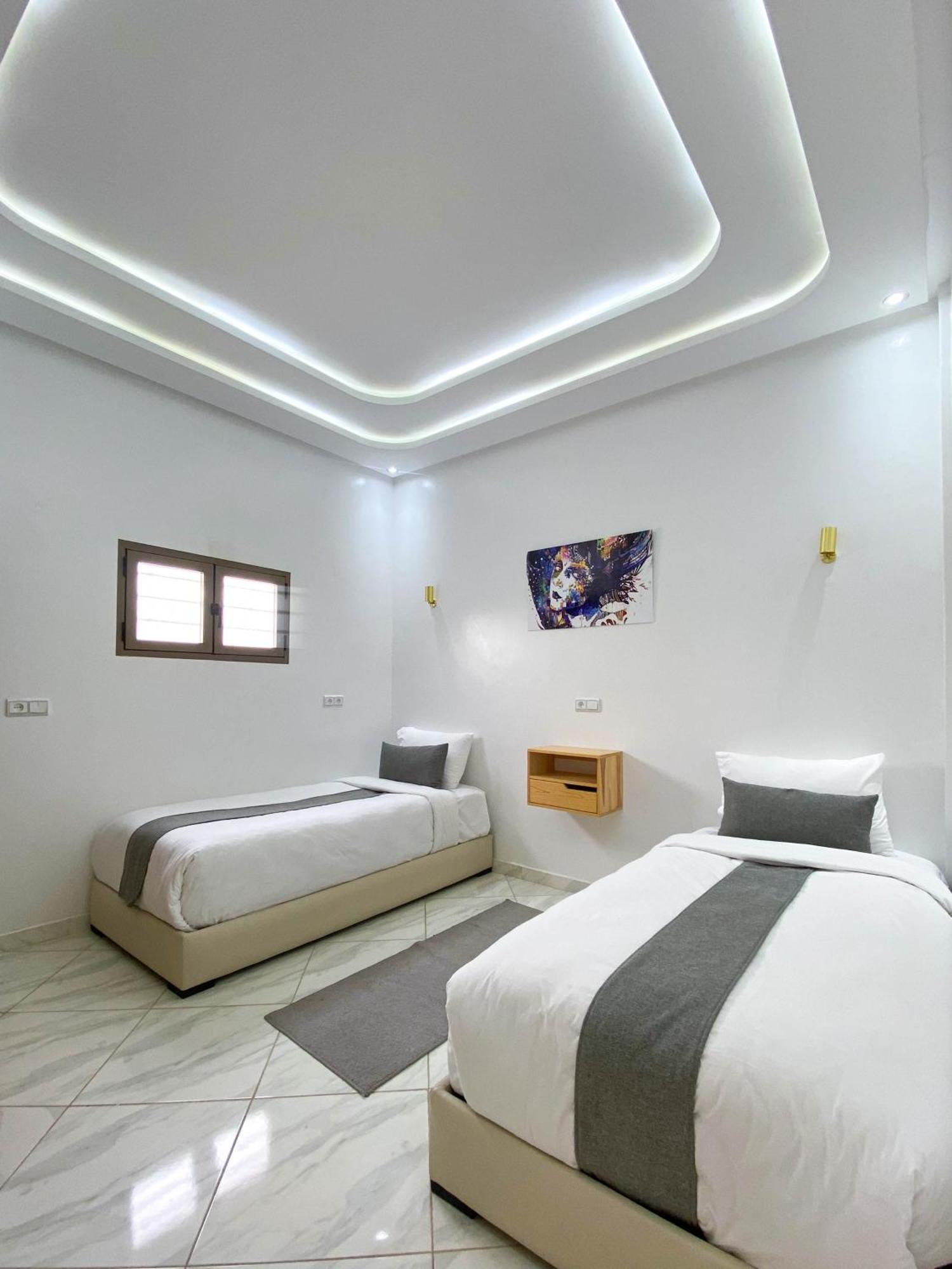 Hotel Apartment America Dakhla Bagian luar foto