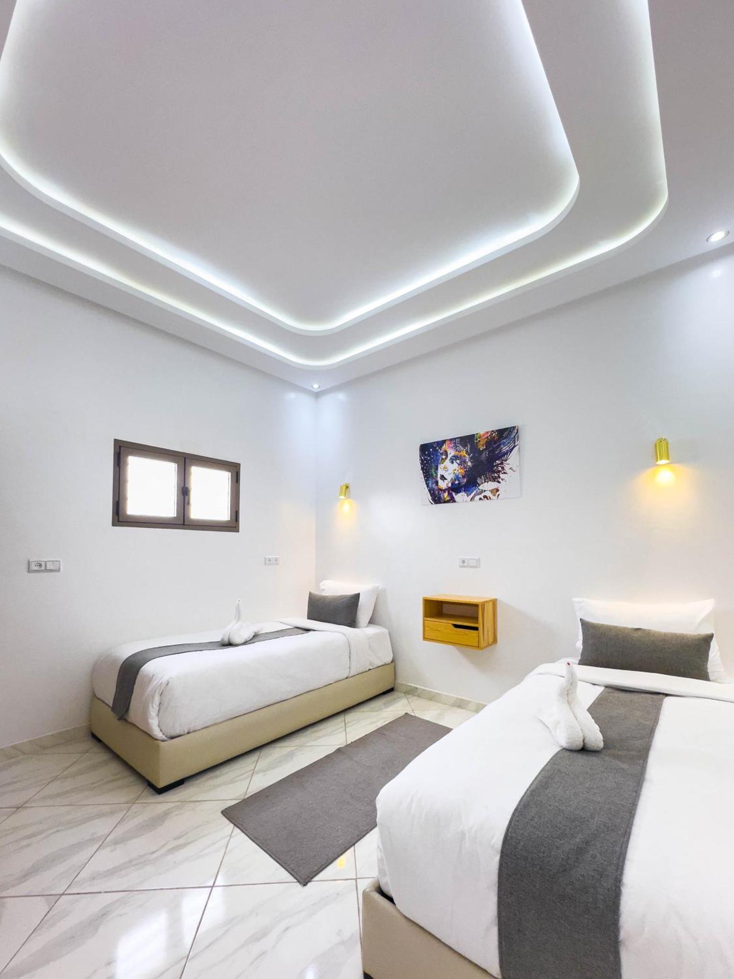 Hotel Apartment America Dakhla Bagian luar foto