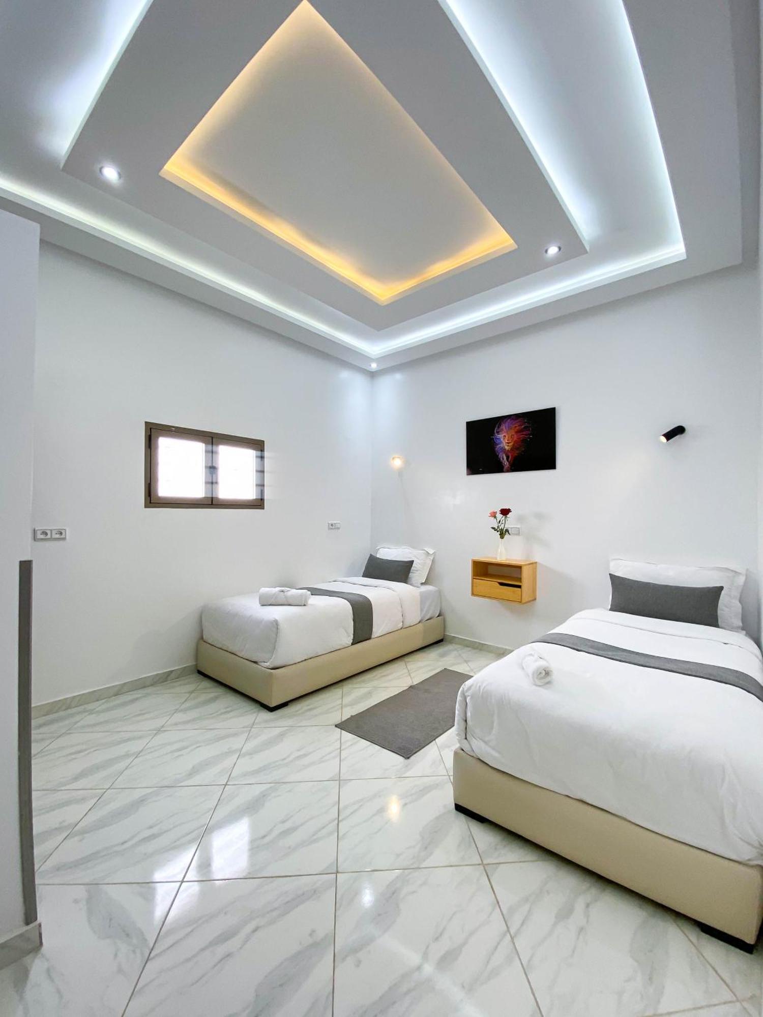 Hotel Apartment America Dakhla Bagian luar foto