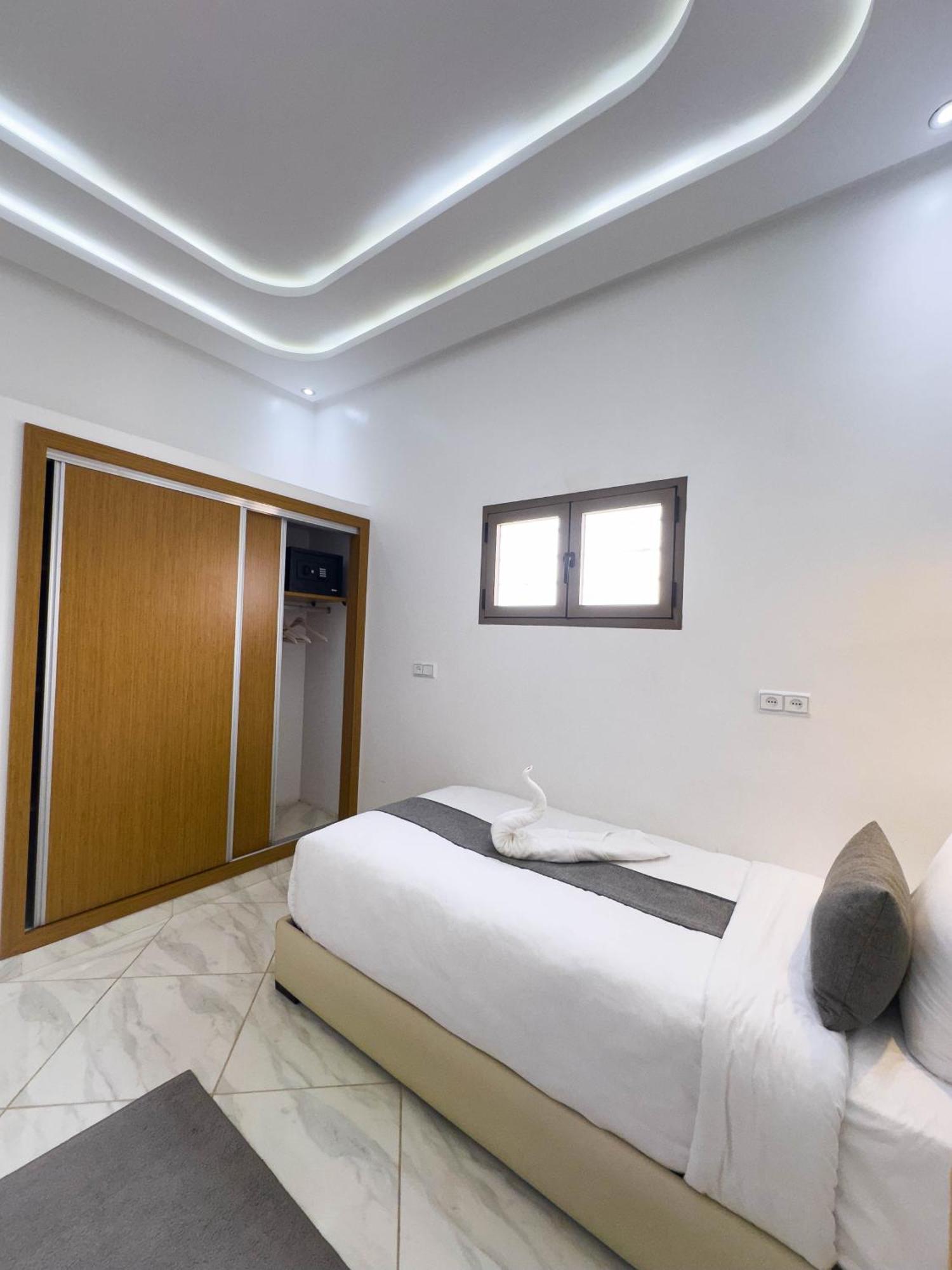 Hotel Apartment America Dakhla Bagian luar foto